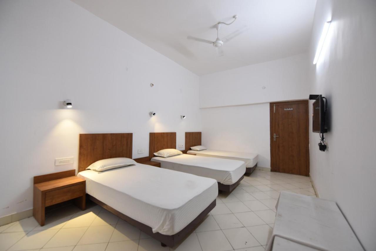 Hotel Mayur Gorakhpur Eksteriør billede